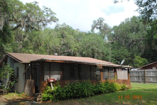 2806 Cr 423, Lake Panasoffkee, FL 33538