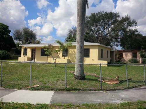 661 NW 191 ST, Miami, FL 33169