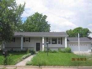 1131 S 14th St, Prairie Du Chien, WI 53821