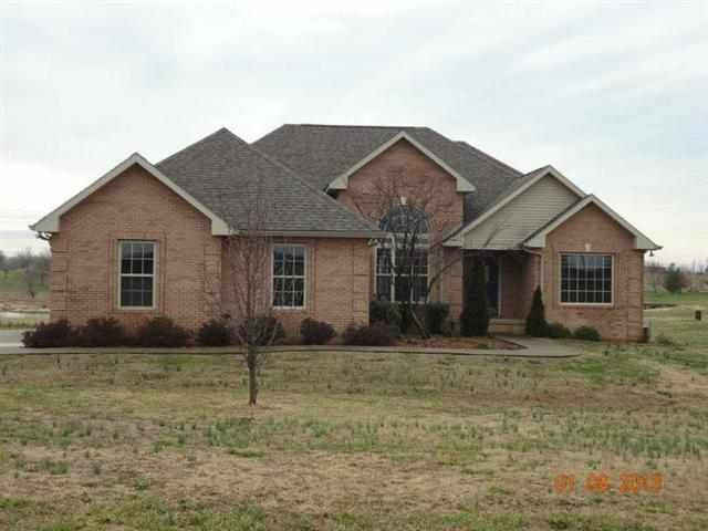 297 Chasity Dr, Cadiz, KY 42211