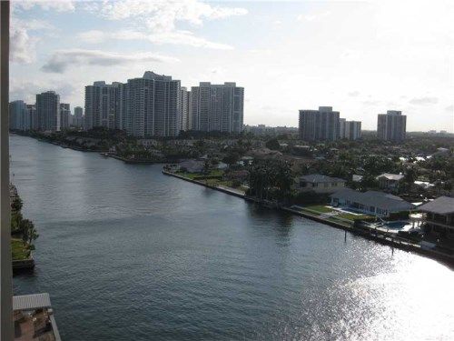 2017 S OCEAN DR # 1109, Hallandale, FL 33009