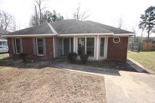 5058 Mccaghren Dr, Columbus, GA 31909