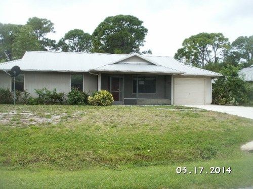 5511 Raintree Trl, Fort Pierce, FL 34982