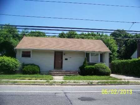 3346 Great Neck Rd, Amityville, NY 11701