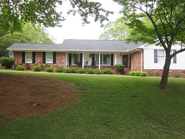 2090 Skyline Drive, Gainesville, GA 30501