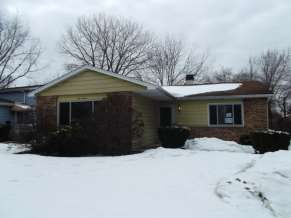 116 South Hickory St, Mundelein, IL 60060