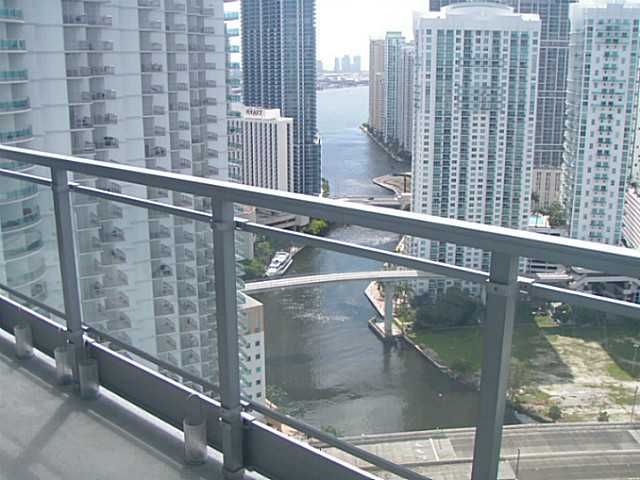 90 SW 3 ST # 3801, Miami, FL 33130