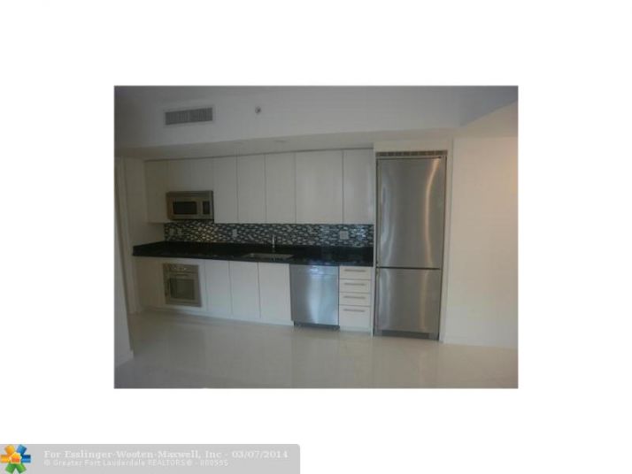 92 SW 3RD ST # 1106, Miami, FL 33130