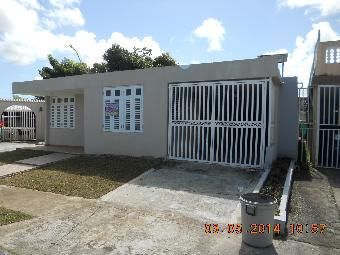 194-35 Villa Caroli, Carolina, PR 00985