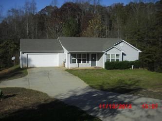 944     Nell Circle, Winder, GA 30680