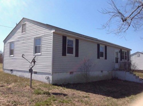 16018 Old Cryors Rd, Mc Kenney, VA 23872