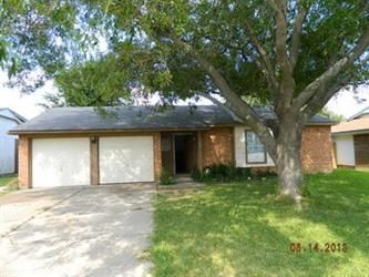 627 Sharp Street, Mansfield, TX 76063