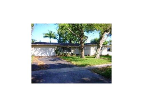 420 SW 56 AV, Fort Lauderdale, FL 33317