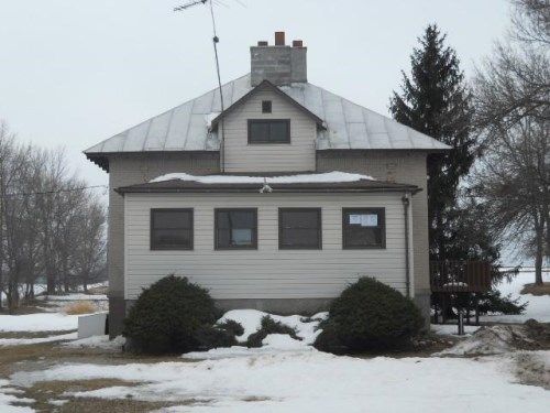 W4003 County Road E, Cecil, WI 54111