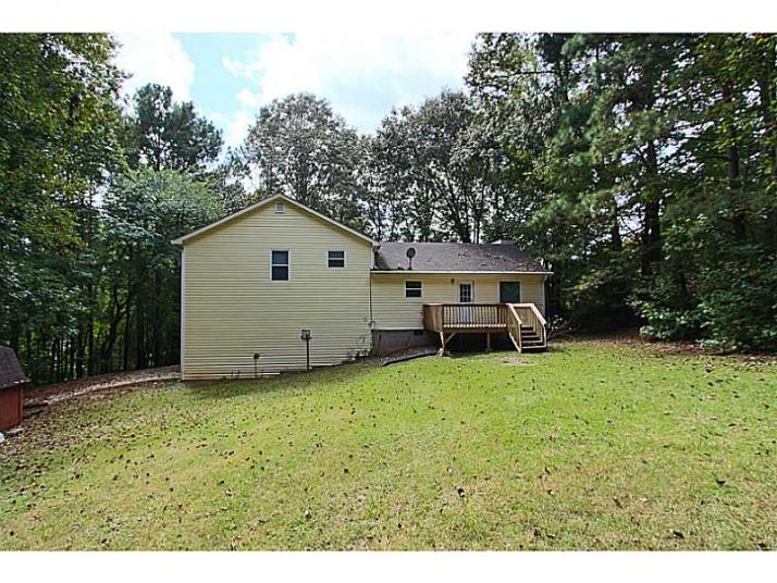 521 Creekwood Pass, Dallas, GA 30157