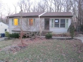 11306 Deham Dr, Louisville, KY 40241