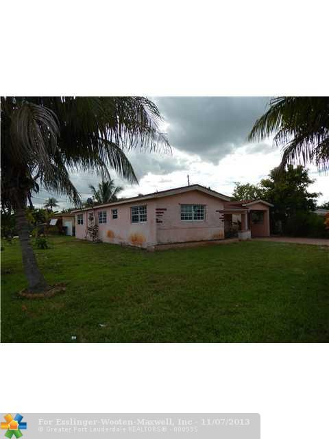 7624 PLANTATION BLVD, Hollywood, FL 33023