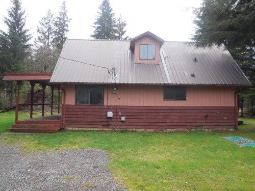 22205 S Forest Loop Road, Granite Falls, WA 98252