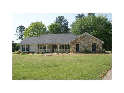 715 Rounsaville Road, Roswell, GA 30076