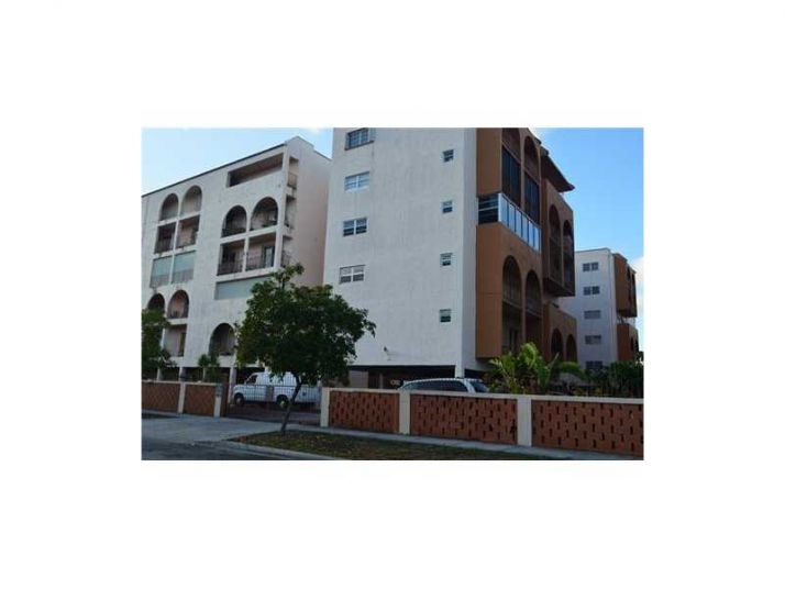 460 E 23 ST # 410, Hialeah, FL 33013