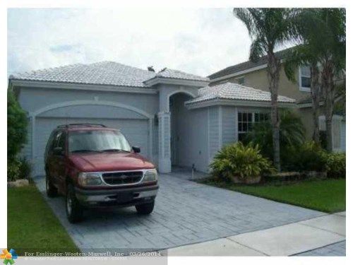 7440 NW 70TH AVE, Pompano Beach, FL 33067