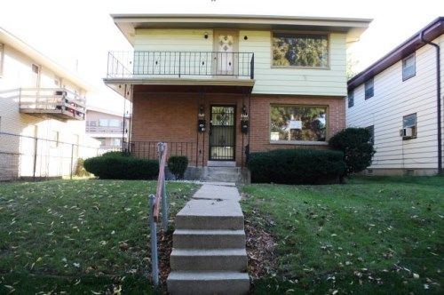 6115 W Leon Ter, Milwaukee, WI 53218