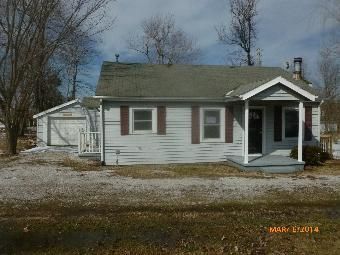 10800 Mill St, Utica, KY 42376