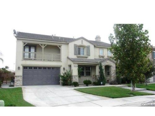 7820 Serenity Falls Rd, Corona, CA 92880