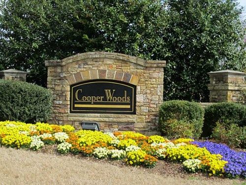 2960 Cooper Woods Drive, Loganville, GA 30052