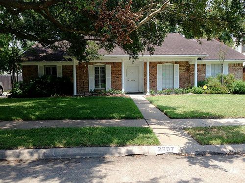 2207 North PALM CT, Pasadena, TX 77502