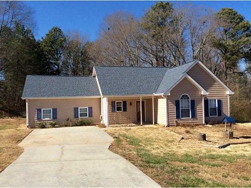 256 Thorn Brook Circle, Bethlehem, GA 30620