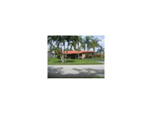 1911 N 46 AV, Hollywood, FL 33021