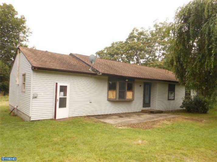 26 Marburger Rd, Oley, PA 19547