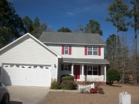 125 Arbor Dr, Raeford, NC 28376