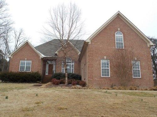 1005 Pittman Dr, Gallatin, TN 37066