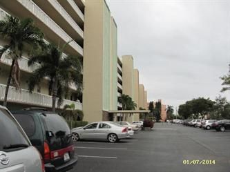 900 Ne 12 Ave #204, Hallandale, FL 33009