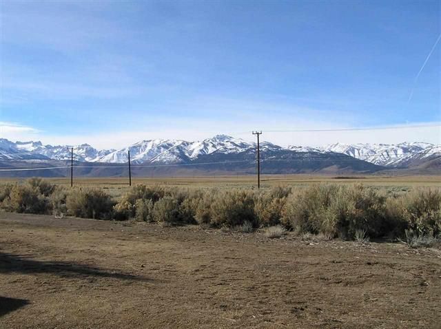 5 US Highway 395, Bridgeport, CA 93517