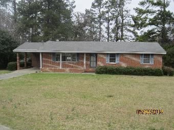 20 Richardson St, Barnwell, SC 29812