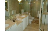 8925 E COLLINS AV # 4J Miami Beach, FL 33154