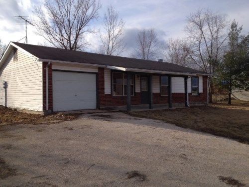 3147 South Highway W, Winfield, MO 63389