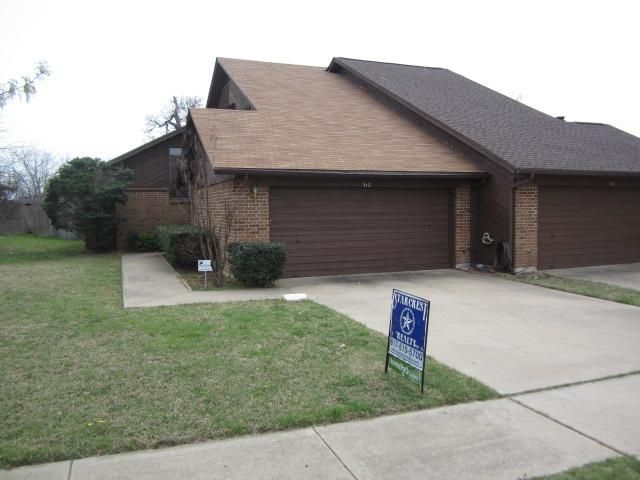 312 Mountain View Ct, Bedford, TX 76021