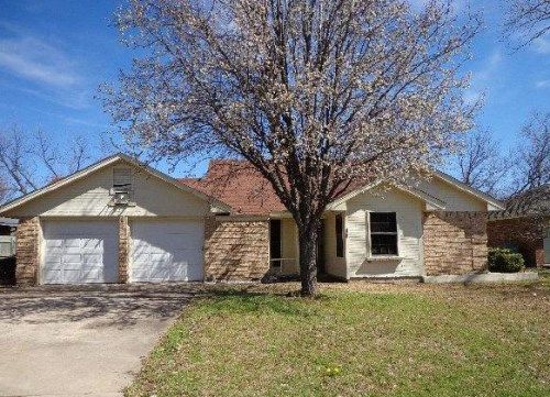 765 Copley St, Sherman, TX 75090