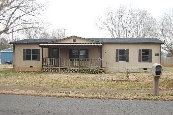 351 Portland Blvd, Portland, TN 37148