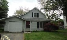 1831 Beechmont St Keego Harbor, MI 48320