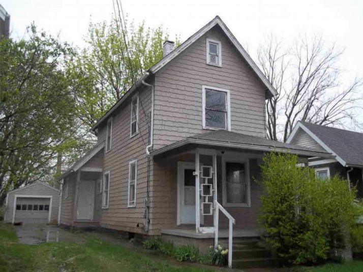 1111 SE Oak Ave, Massillon, OH 44646