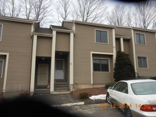 239b Twin Lakes Road Apt. B, North Branford, CT 06471