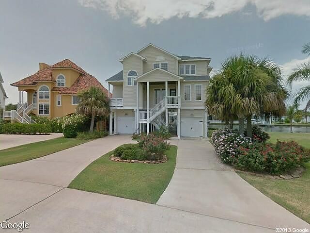 Windlass Cir, Galveston, TX 77554