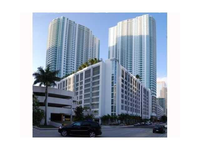 950 BRICKELL BAY DR # 1601, Miami, FL 33131