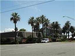 1726 Broadway St Apt D20, Galveston, TX 77550