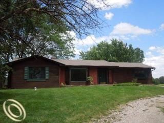 10138 Janaroy Ct, Goodrich, MI 48438